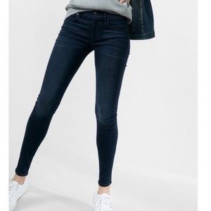 EXPRESS DARK WASH STELLA LOW RISE SKINNY 10S